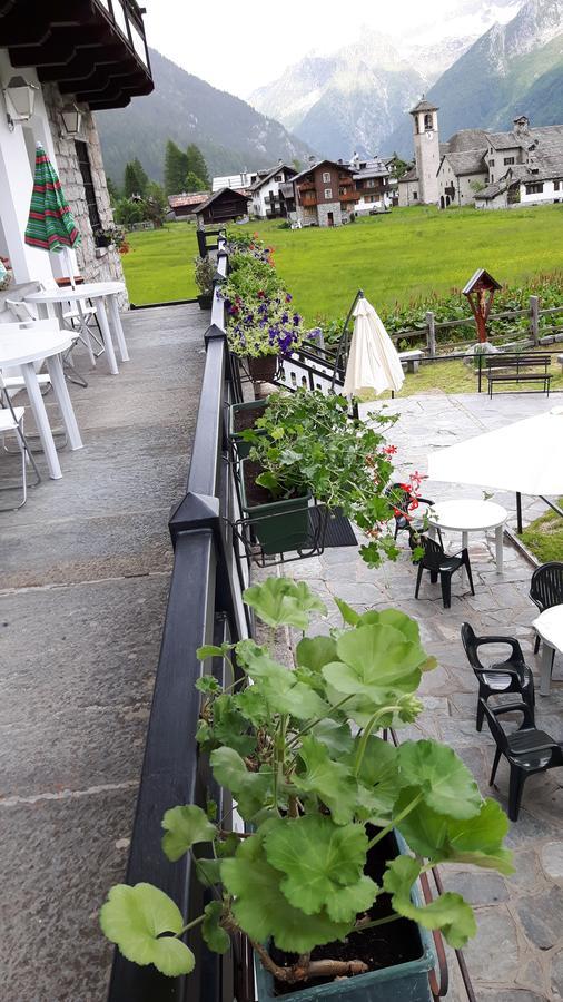 Casa Alpina De Filippi Hotel Macugnaga Kültér fotó
