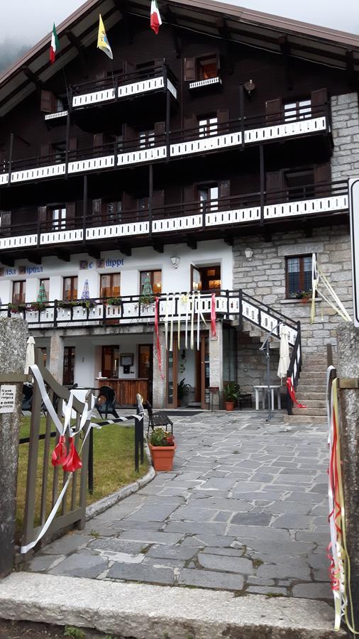 Casa Alpina De Filippi Hotel Macugnaga Kültér fotó