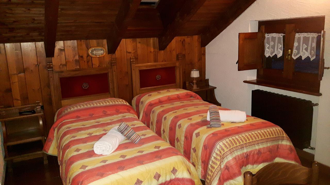 Casa Alpina De Filippi Hotel Macugnaga Kültér fotó