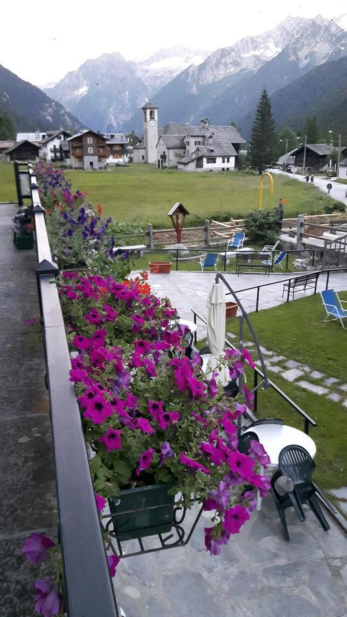 Casa Alpina De Filippi Hotel Macugnaga Kültér fotó